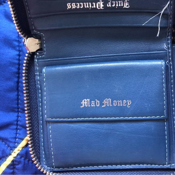 Juicy couture wallet - Picture 4 of 7